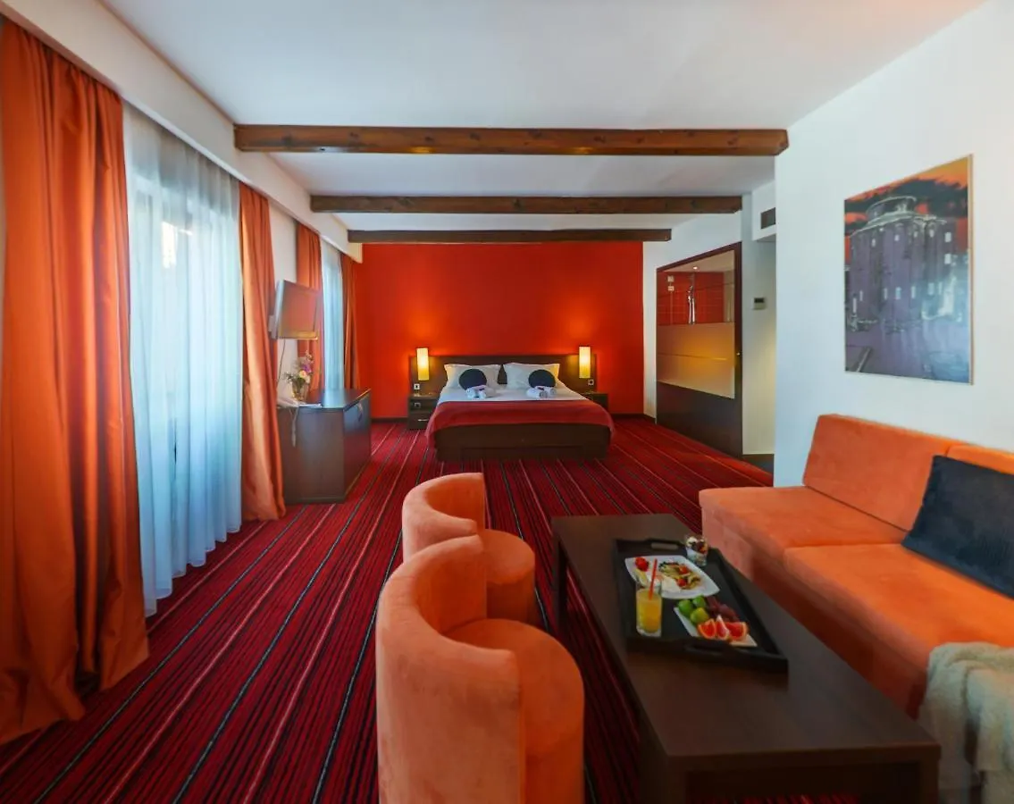 Hotel Villa Donat Sveti Filip i Jakov 4*,